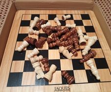 Chess set Jacques of London with bag and box