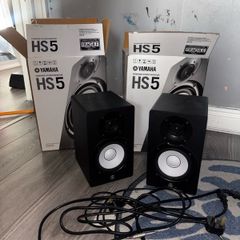 Yamaha HS5 Monitor Speakers