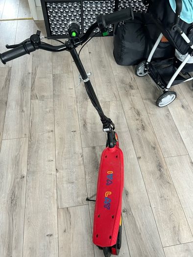 HomCom Foldable Electric Scooter 7-14yrs