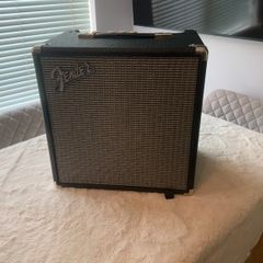 Fender Rumble 25 Bass Amp