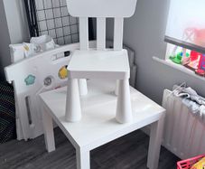 Kids Table and chair