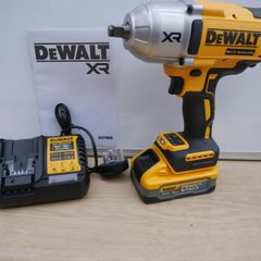 DeWALT 18V XR Cordless Brushless HEAVY DUTY Impact Wrench 1/2 Inch Drive 5AH 18V PowerStack Battery And 12V - 18V Multi Voltage Fast Charger. Closing down sale - all must go!