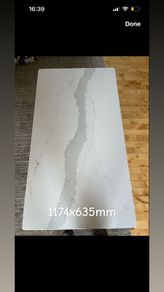 Granite and quartz , Calcatta mammo gold 1174mm x 635mm 20mm thick