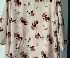 M&S top