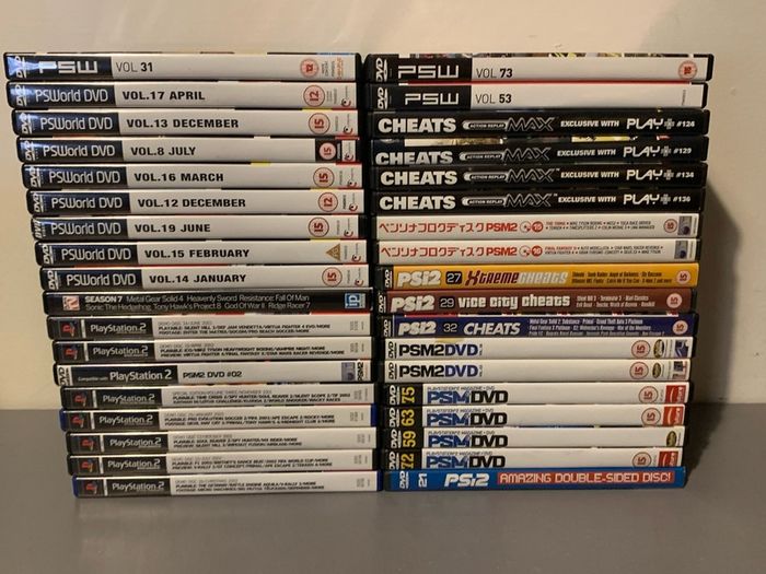 Lot Of 36 PlayStation 2 Magazine Demos