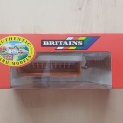 Britains Howard Rotary Manure Spreader Farm Model 1:32 Scale 9575 MINT