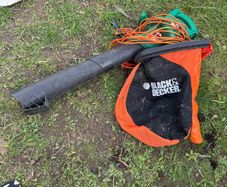 black & decker leaf vaccum