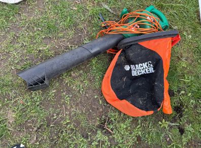 black & decker leaf vaccum