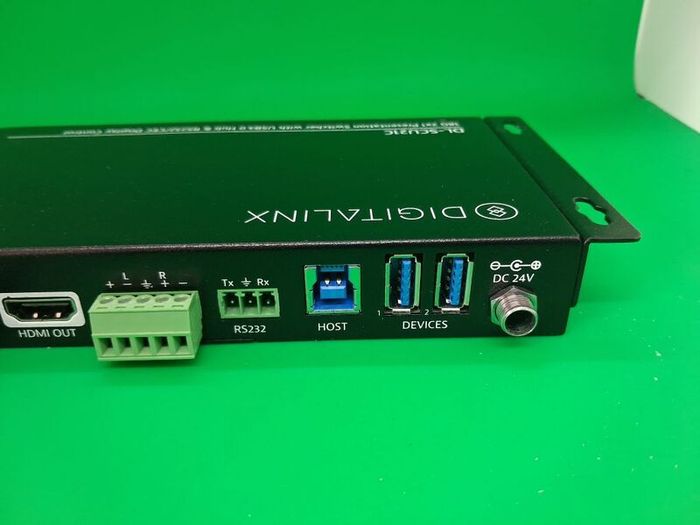 Postage - 2 x Digitalinx DL-SCU21C Presentation Switcher