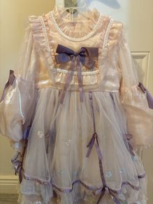 Fancy Lolita dress (4 layers)