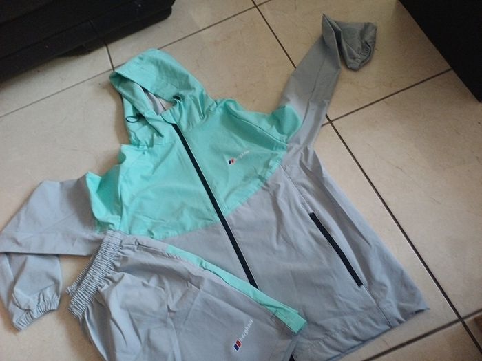 berghaus jacket shorts set xs