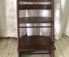 Stokke Tripp Trapp Oak High Chair in Warm Brown