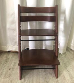 Stokke Tripp Trapp Oak High Chair in Warm Brown