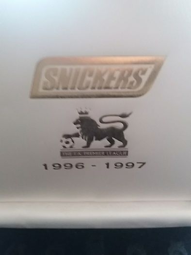 Small storage box