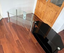 X2 TV/Media stands- Clear & Black
