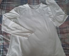 men's white  under armour long sleeve top