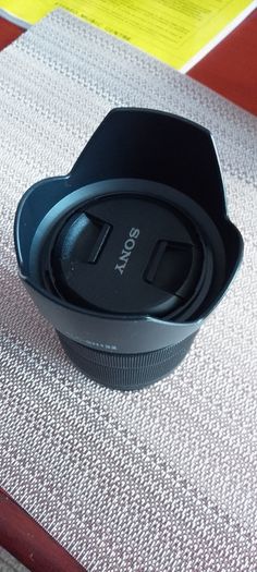 Sony FE 28-70 3,5-5,6 OSS lens