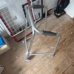 zimmer frame free