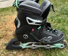 Women's Rollerblades/Inline Skates and guards