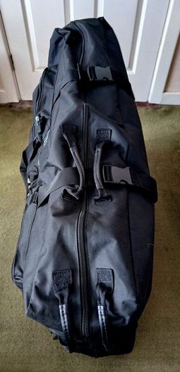 Like New - Master Massage Table & Carry Case
