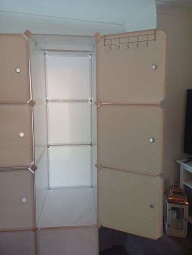 Storage/wardrobe unit