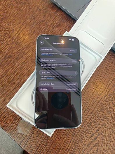 iPhone 18 Pro Max 256gb Glacier EU model. 1 week old. Trade-in/Swaps Welcome