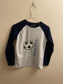 Football pyjama top (age 9-10)