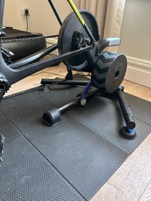 Wahoo KICKR Smart Trainer (v5)  450