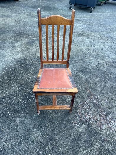 Collection of 8 Chairs