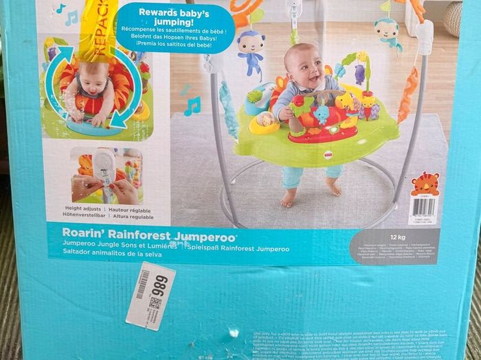 NEW - UNUSED Jumperoo baby bouncer
