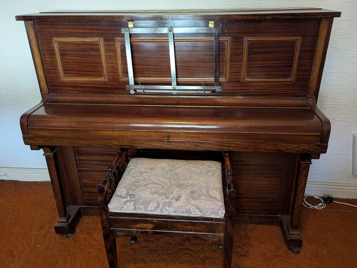 Piano (Upright) & Stool