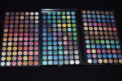 252 Colors Professional Eyeshadows Makeup Palette