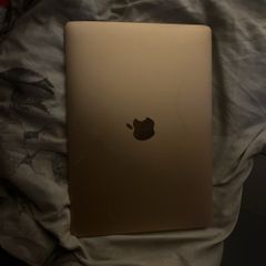 rose gold MacBook 2017 dead screen for parts
