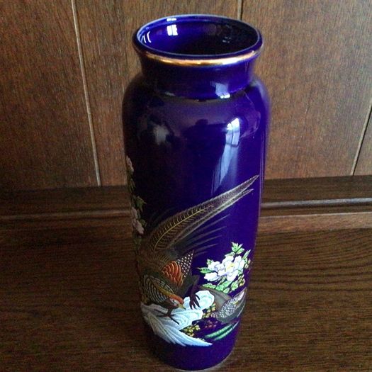 Japanesse Coalbolt Blue Kutani Vase