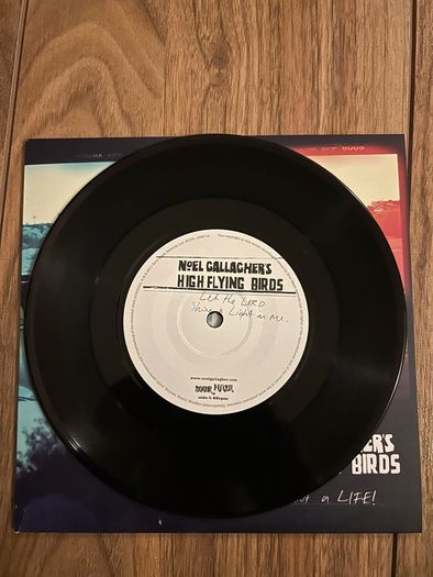 Noel Gallagher AKA what a life 7in
