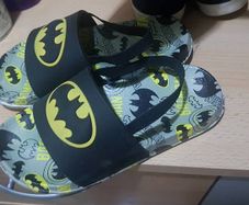 Junior batman sandals size uk 12