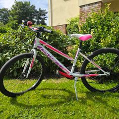 MBM District 24-inch girls' mountain bike