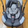 childs car seat Image 2