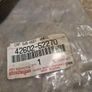 Toyota Vitz 2005-2011 Genuine 15" Hubcap Wheel Trim 4260252270 New OEM Image 2