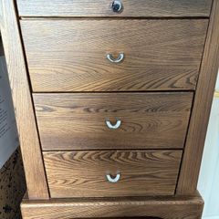 Bedroom lockers - FREE