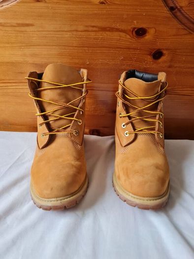 Timberland 4140 boots Size 6.5 eu 39.5 tan suade zero stains In excellent condition