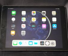 Apple iPad Air, Wi-Fi, Unlocked