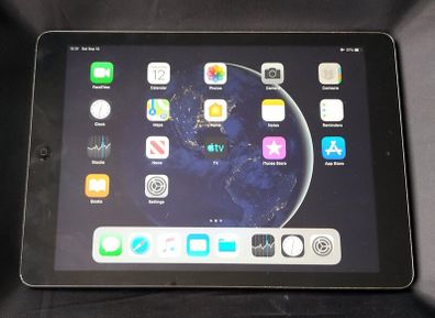 Apple iPad Air, Wi-Fi, Unlocked