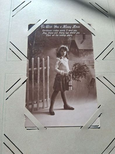 Mega Art Nouveau Postcard Album (197 Pieces)