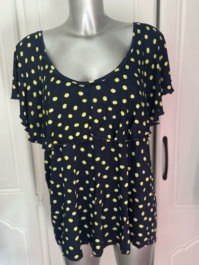 Navy top with lime dots size UK18 EU46 Postage included