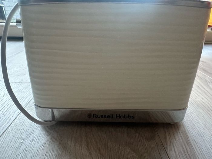 Russel Hobbs toaster