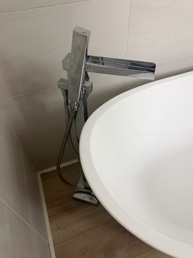 bath tub