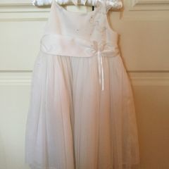 Beautiful Debenhams 'Tigerlily' Flower Girl dress Age 2