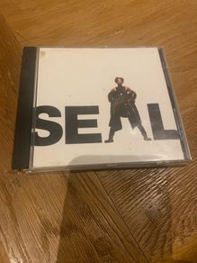 Seal / Seal