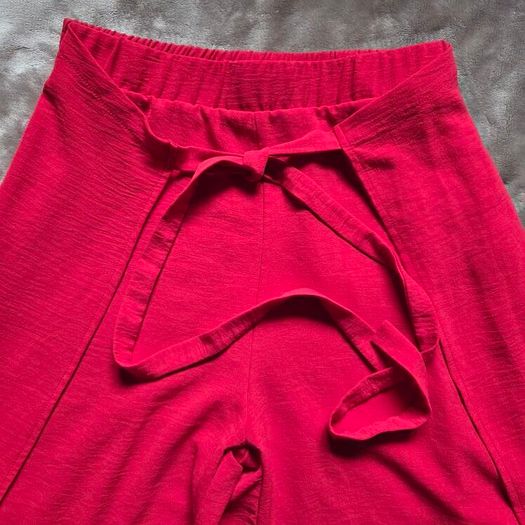 Red Zara pants, size 10